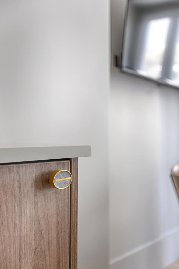 Unique Luxury Parisian Flat 2Br/6P -Champs Elysees ภายนอก รูปภาพ