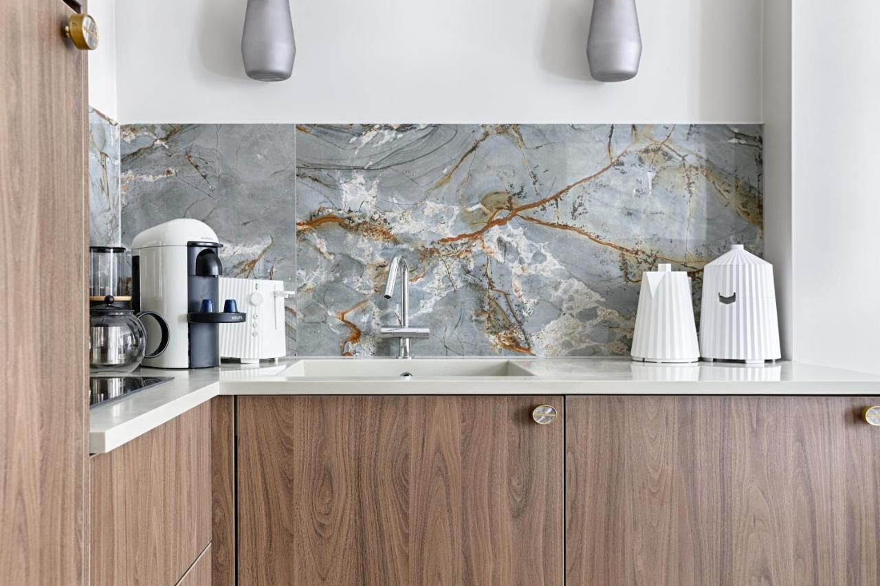 Unique Luxury Parisian Flat 2Br/6P -Champs Elysees ภายนอก รูปภาพ